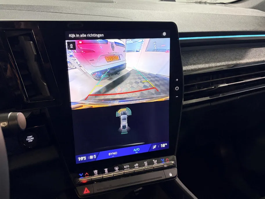 Renault Espace 200PK E-Tech Full Hybrid Techno 7p. Automaat | Google Built-In | Apple Carplay/Android Auto | Vast Glazen Panoramadak | Cruise Control Adaptief | Climate Control | USB-C | Electrische Achterklep | Camera | Parkeersensoren | Lichtmetalen Velgen | LED Lampe
