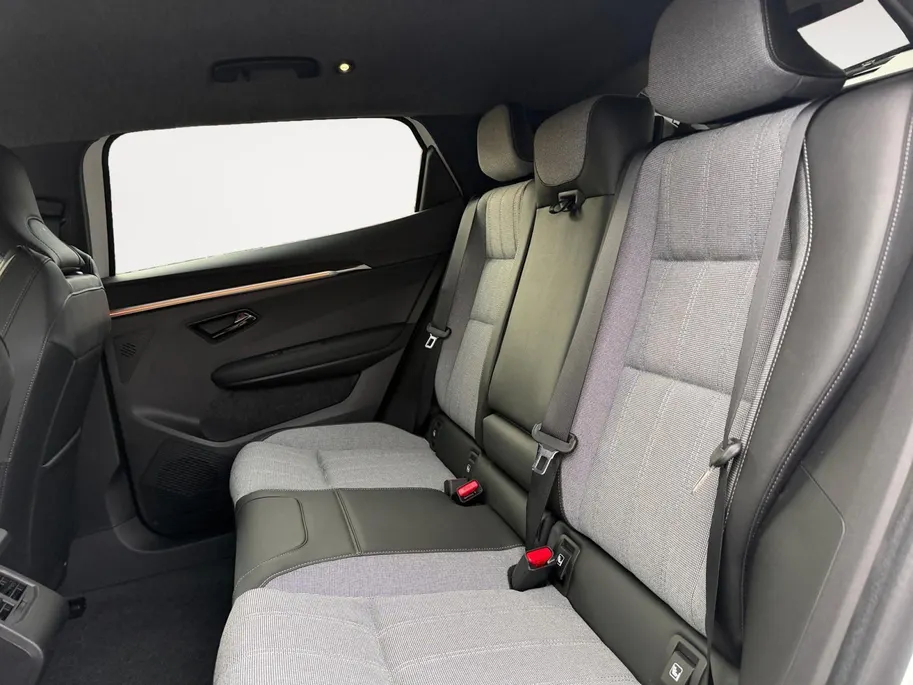 Mitsubishi Eclipse Cross Intense 87 kWh MY26 | nu met voorrraadkorting van € 3000 | Sunrise red metallic | op=op