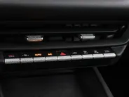 Volkswagen ID.3 Neo Trend 50 kWh accu 170 PK Elektr. aandrijving · Comfort pakket ·