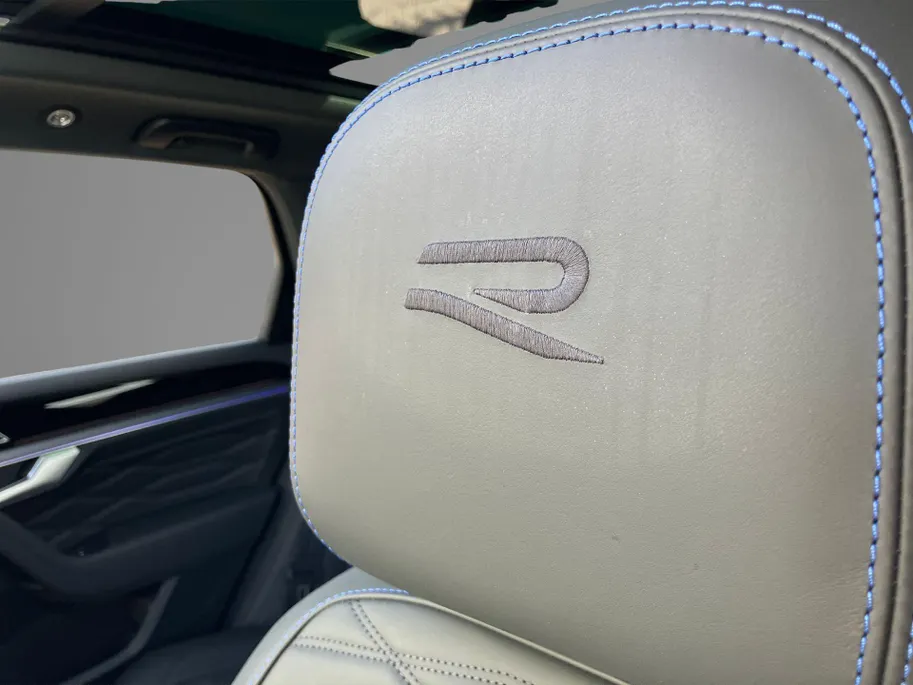Volkswagen Touareg 3.0TSieHybrid 340kW/462PK 4MOTION R Edition · Panoramadak · Leder · DYNAUDIO · 360°Camera · Luchtvering · Garantie t/m 22-07-2030 of 100000km.