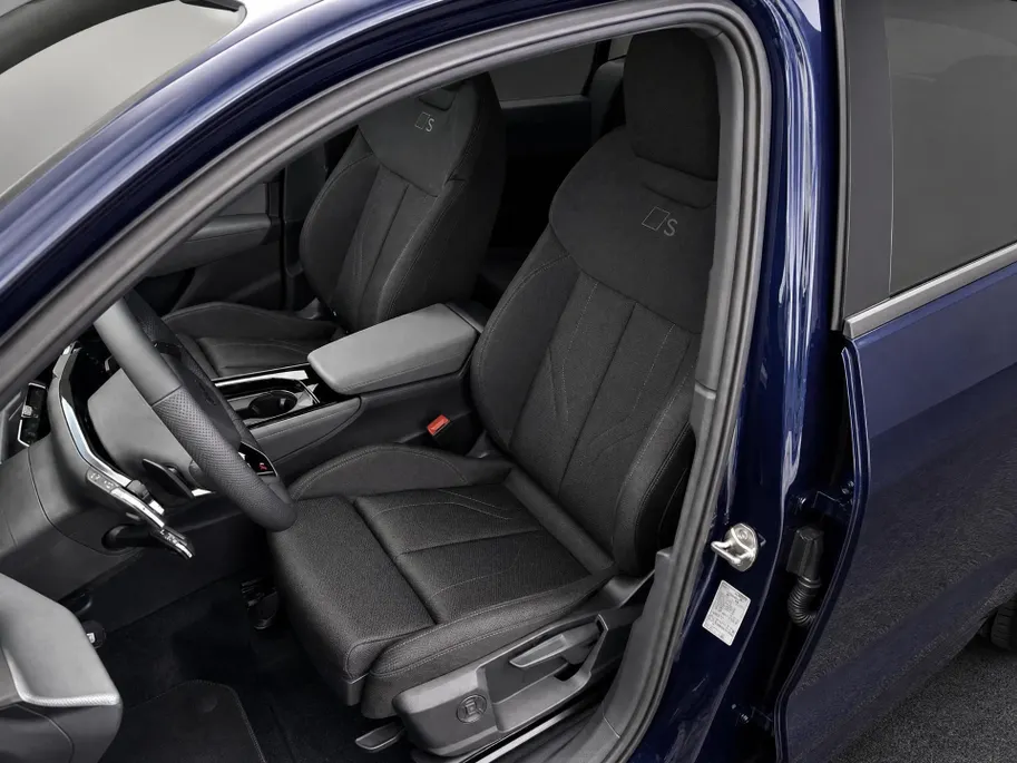 Audi Q3 Sportback 1.5 e-hybrid S edition · Tech Plus · Audi Phone box · 20' Velgen · Privacy glas