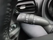 Mazda 2 Hybrid 1.5 Agile | Comfort pakket | 15' LM | Stoelverwarming | Apple Carplay/Android Auto |