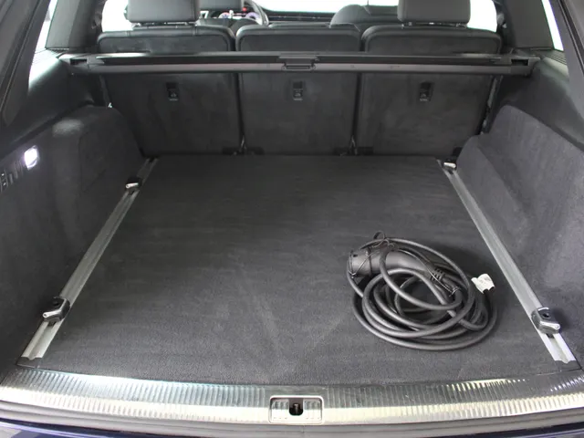 Audi Q7 55 TFSI e Quattro S-Line Panoramadak | El. Stoelverstelling | PDC+Camera | 20' Velgen