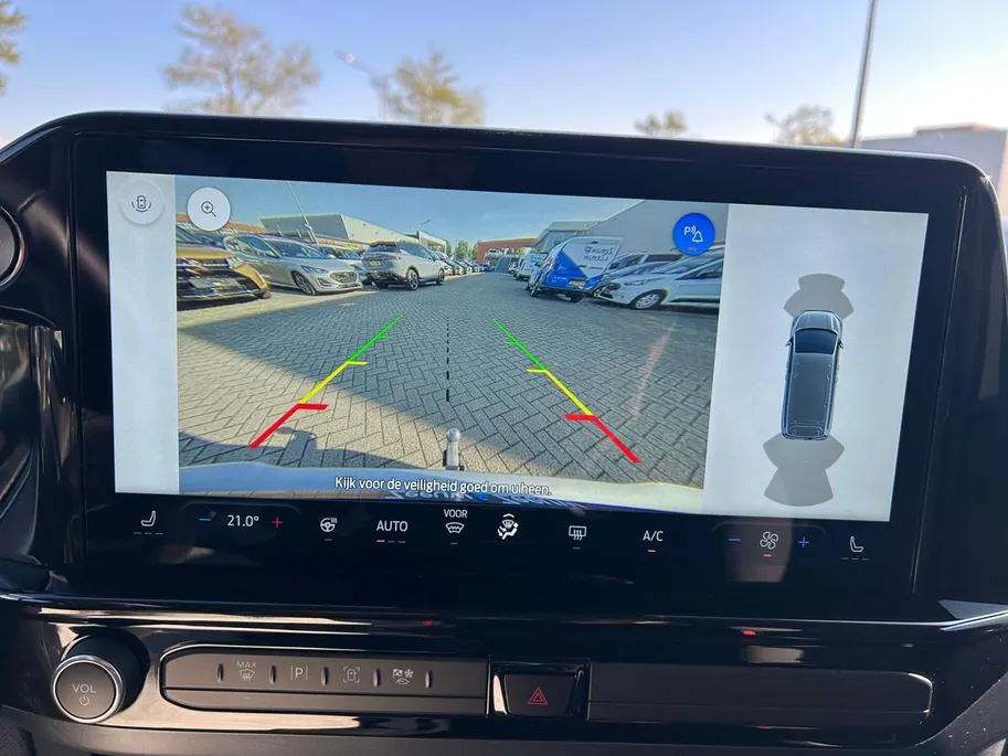 Ford Transit Custom Tourneo 340 2.5 PHEV L1H1 Titanium | EXCL. BTW INCL BPM! Elek. Trekhaak | 2300KG Trekgewicht | Stoel/Stuur/Voorruitverwarming | Cruise Control | Parkeer Camera | 8 zitplaatsen |
