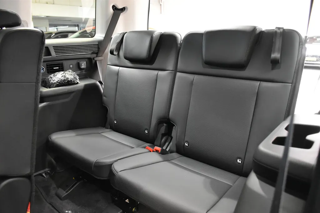 Hyundai Santa Fe 1.6 T-GDi PHEV 288pk Aut 4WD 7pl Premium