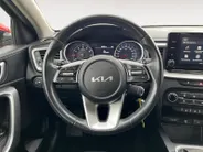 Kia XCeed 1.0 T-GDi ComfortLine | Gratis beurt bij aflevering | All seasons banden | Apple Carplay | Android Auto | Achteruitrijcamera | Climate control | Stoelverwarming | Stuurverwarming |