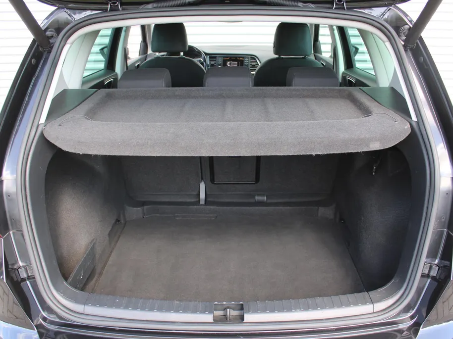 SEAT Ateca 1.0 EcoTSI Style | Navi | Clima | Elek. Trekhaak | Cruise adapt. | Elek. kofferklep | Camera | PDC | 17' LM | Stoelverwarming | Alcantara |