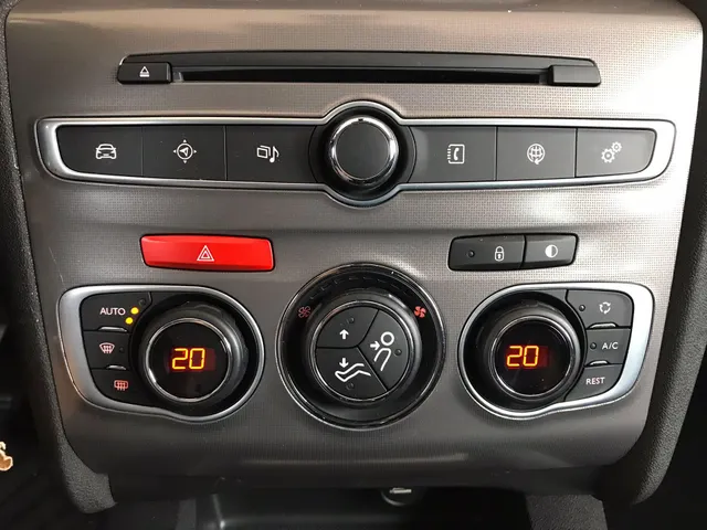 Citroën C4 PureTech 130pk Feel Edition