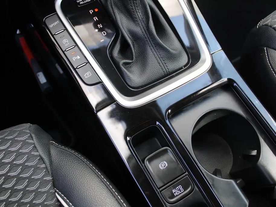 Kia Ceed 1.5 T-GDi DCT7 DynamicPlusLine | BTW Auto | Automaat | Keyless | Stoel verwarming | Navi | Camera | Adap. Cruise |