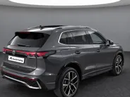Volkswagen Tiguan 1.5eHybrid 200kW/272PK R-Line · Panoramadak · Trekhaak · 360°Camera + Parkeersensoren · Garantie t/m 20-07-2030 of 100000km.