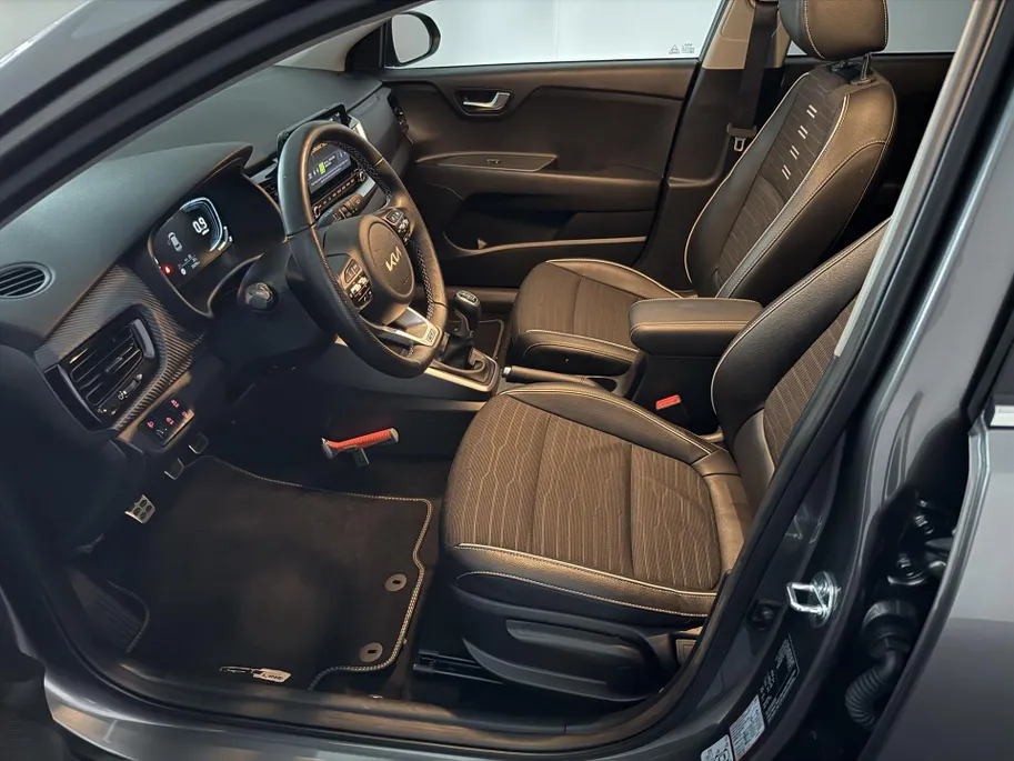 Kia Stonic 1.0 T-GDi MHEV 100pk GT-Line | Stoelverwarming | Stoelverwarming