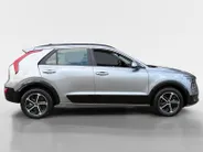 Kia Niro 1.6 GDi Hybrid ComfortLine | Navigatie | Adaptieve Cruise Control | Apple Carplay / Android Auto | Climate control | Lichtmetalen Velgen |