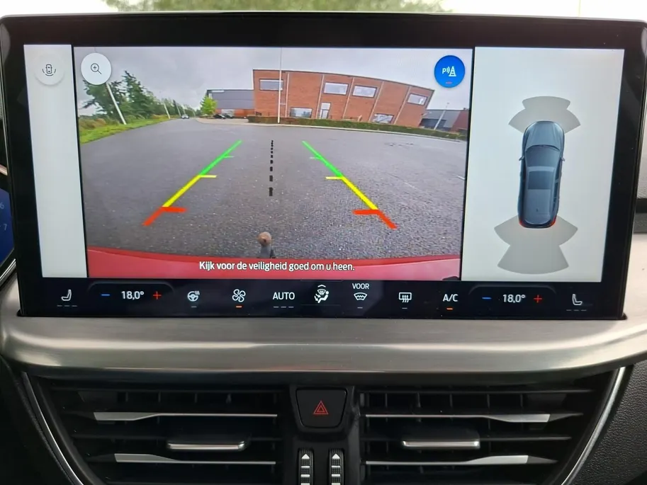 Ford Focus Wagon 1.0 EcoBoost Hybrid Titanium X | NL-auto | 1e Eigenaar | Winterpack | Driver Assistancepack | El. Trekhaak | Adaptieve Cruise Control | BLIS | El. Achterklep | Camera | B&O | AGR Bestuurdersstoel |