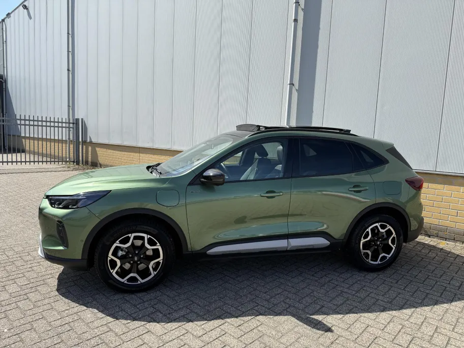 Ford Kuga 2.5 PHEV Active X 243PK Panoramadak | Wegklapbare trekhaak | AGR voorstoelen | Winter Pack | BLIS
