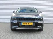 Lynk & Co 01 1.5 | PHEV | Trekhaak | Stoelverwarming | Elek. stoelverstelling + achterklep | Pano dak | Dodehoek detectie | Camera | 20' LM | HK Audio |