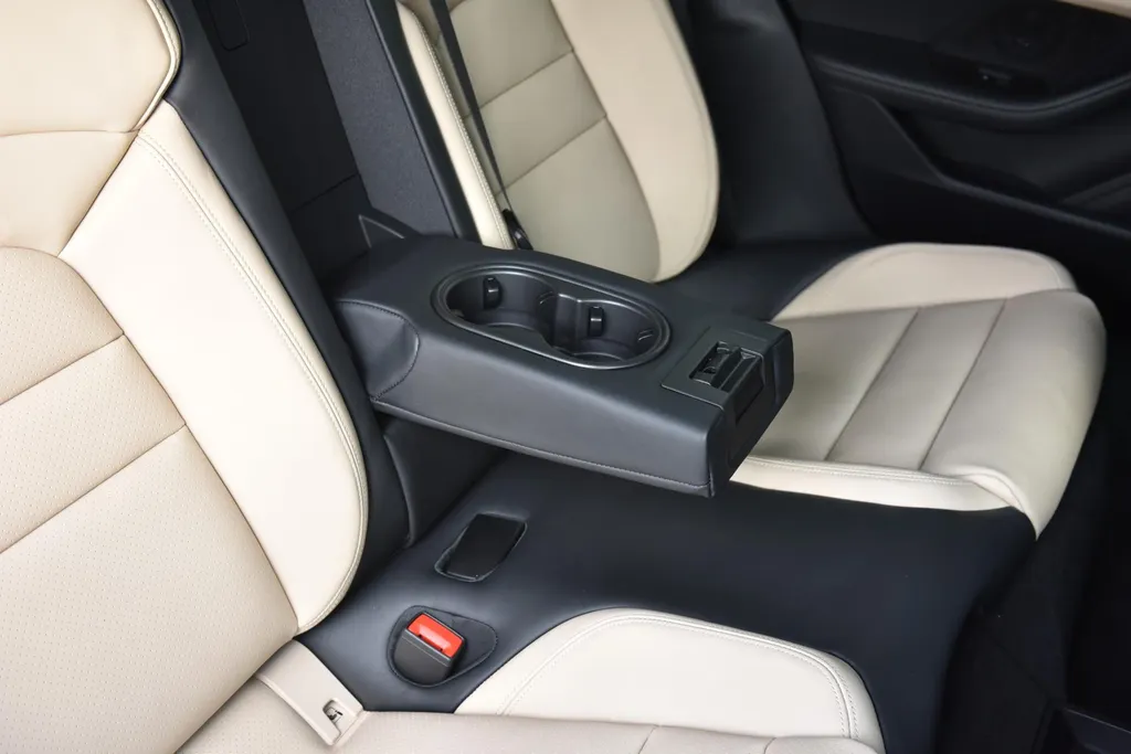 Porsche Taycan Cross Turismo 4 93 kWh