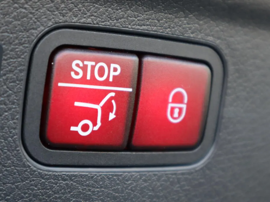 Mercedes-Benz EQE SUV 300 AMG Line 91 kWh l Trekhaak l Keyless l Panoramadak