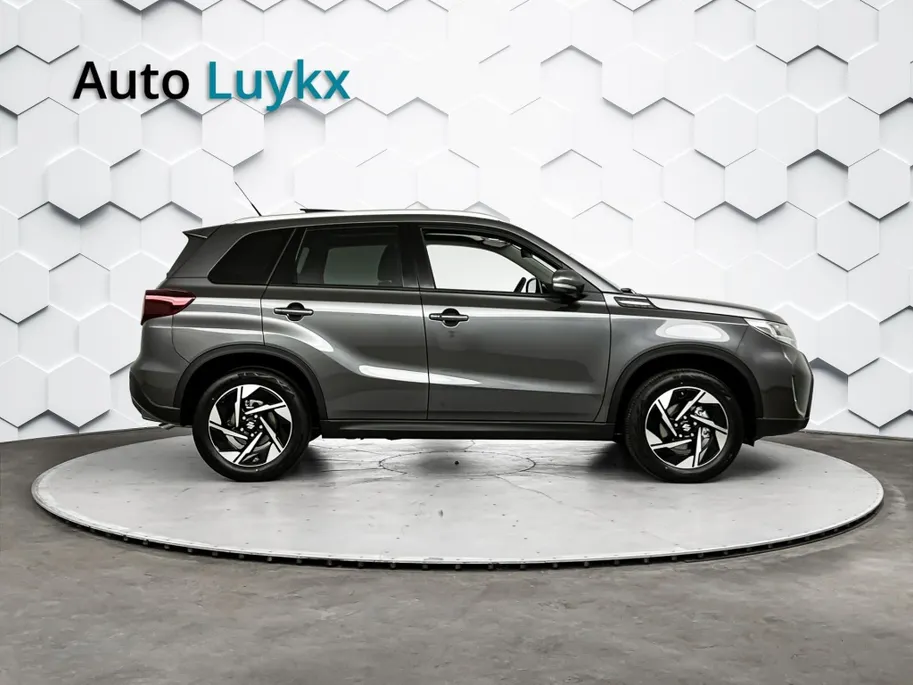 Suzuki Vitara 1.4 Style Smart Hybrid Automaat | Panoramadak | €2.000,- + €750,- voorraadkorting!