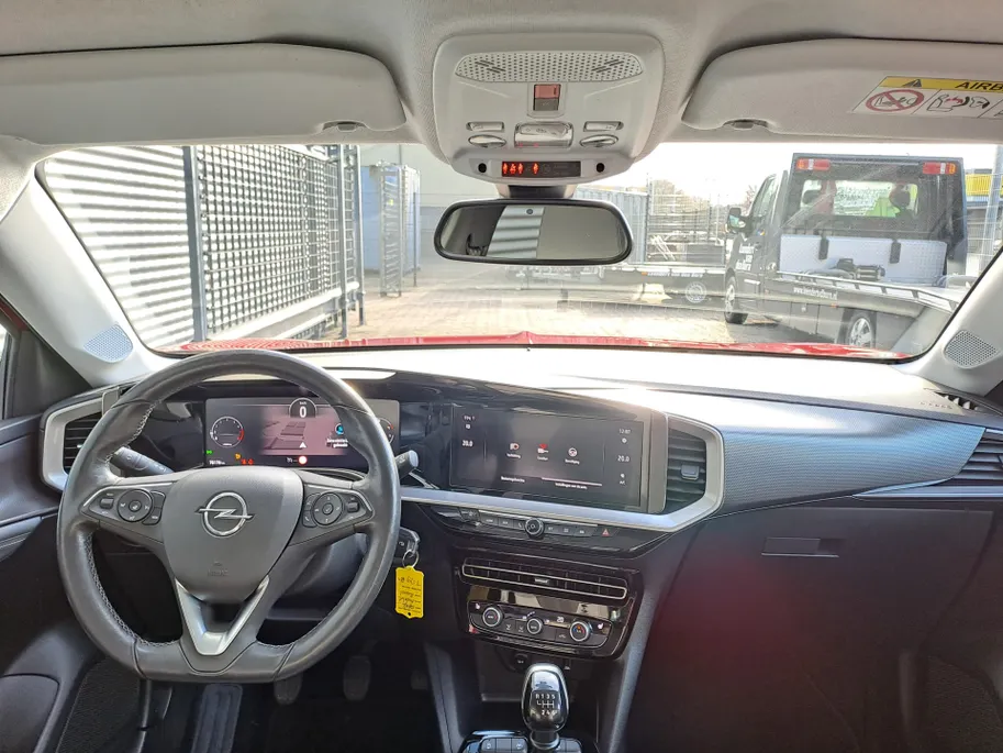 Opel Mokka 1.2 Turbo Elegance | Navigatie | Camera | LM Velgen | Cruise  | Stoel/stuur Verwarming | Sensoren | Apple Carplay/Android Auto | Rijstrooksensor met correctie