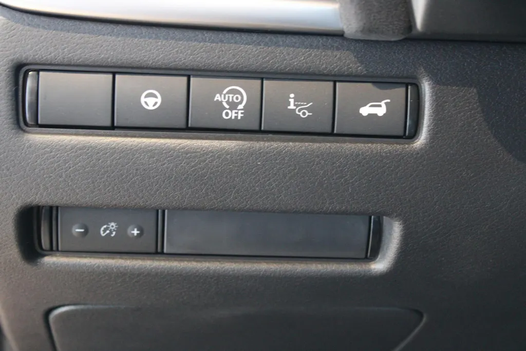 Nissan QASHQAI 1.3 MHEV Xtronic Tekna Plus | Nappa lederen bekleding | 20Inch lm wielen | Navigatie | Apple carplay & Android auto | Stoelgeheugen | 360grd camera | Stoel-, stuur- en voorruit verwarming | Climate controle|