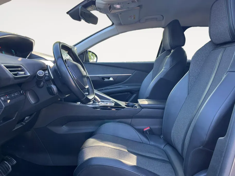 Peugeot 3008 1.6 HYbrid 225 Allure Pack Business | Camera | Apple Carplay en Android Auto | Navigatie | Dodehoek detectie