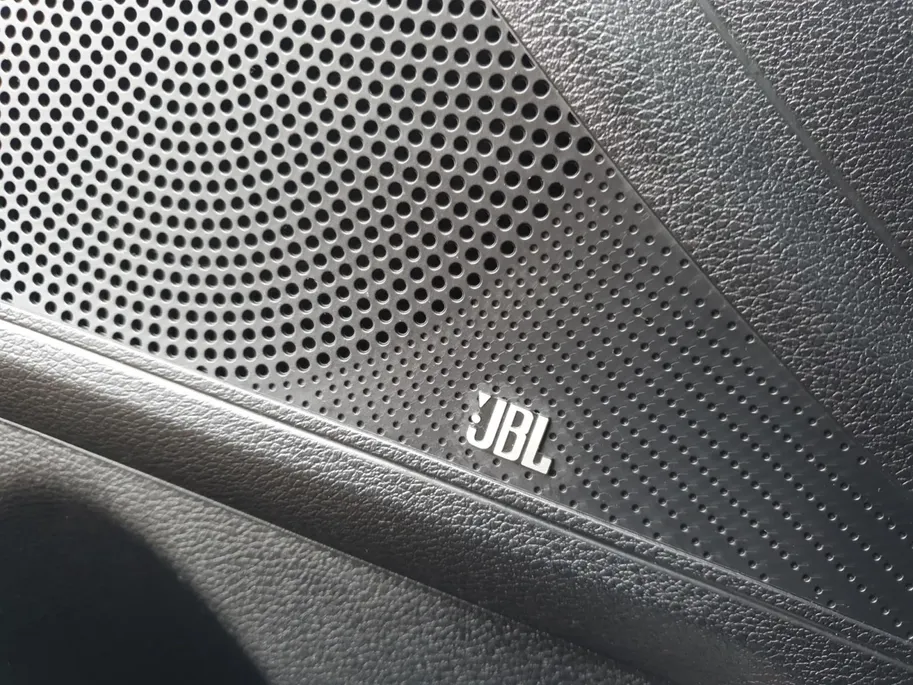 Kia Ceed Sportswagon 1.0T MHEV Design Edition | Stoel en stuurverwarming | Dodehoek detectie |  Navigate | Camera | Parkeersensoren voor en achter | Elektrische achterklep | JBL sound |