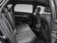 Audi e-tron 55 quattro 95 kWh 408pk S Edition · SOH 96,8% · Camera · Luchtvering · Afneembare Trekhaak · Head-Up Display · Elek. Achterklep · Stoelverwarming · 20'Velgen ·