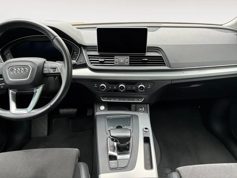 Audi Q5 2.0 TFSI quattro Design Pro Line Plus | SCHUIFKANTELDAK | TREKHAAK
