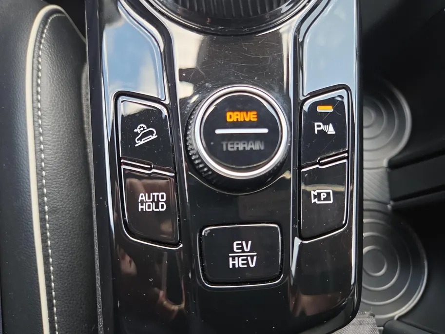 Kia Sportage 1.6 T-GDi Plug-in Hybrid AWD GT-Line | Zeer compleet | Trekhaak | Elektrische achterklep | Panoramadak | Fabrieksgarantie t/m  11-05-2030 + 3x 1 jaar* | NAP