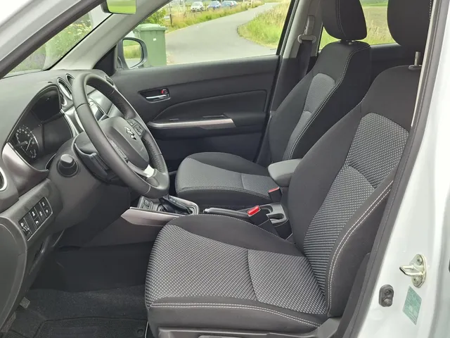 Suzuki Vitara 1.4 Boosterjet Smart Hybrid Select NAVI | PDC | CRUISE | rijklaarprijs !!