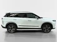 Jaecoo 7 1.5 GDI SHS-P Exclusive | Nieuw uit voorraad | 90 km elektrisch rijbereik | Stoelverwarming-/ventilatie | Panorama dak | Leder | 7 jaar Fabrieksgarantie