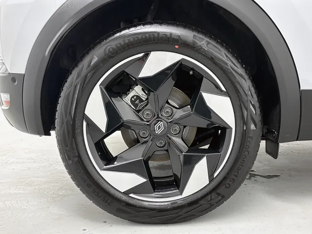 Renault Captur 1.8 E-Tech full hybrid 160 techno | CAMERA | NAVI