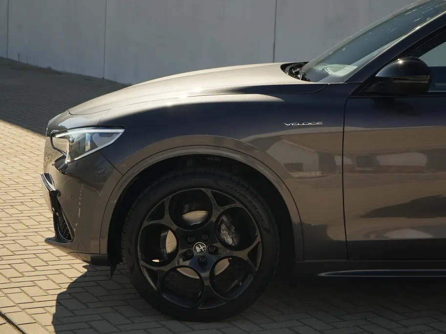 Alfa Romeo Stelvio 2.0 Turbo 280 PK AWD Veloce | Navi | Carplay | Harman | Trekhaak