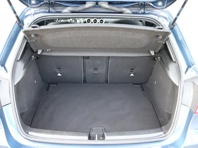 Mercedes-Benz A-Klasse 200 Luxury Line AUTOMAAT | LEER | CLIMA | PANO | NAVI