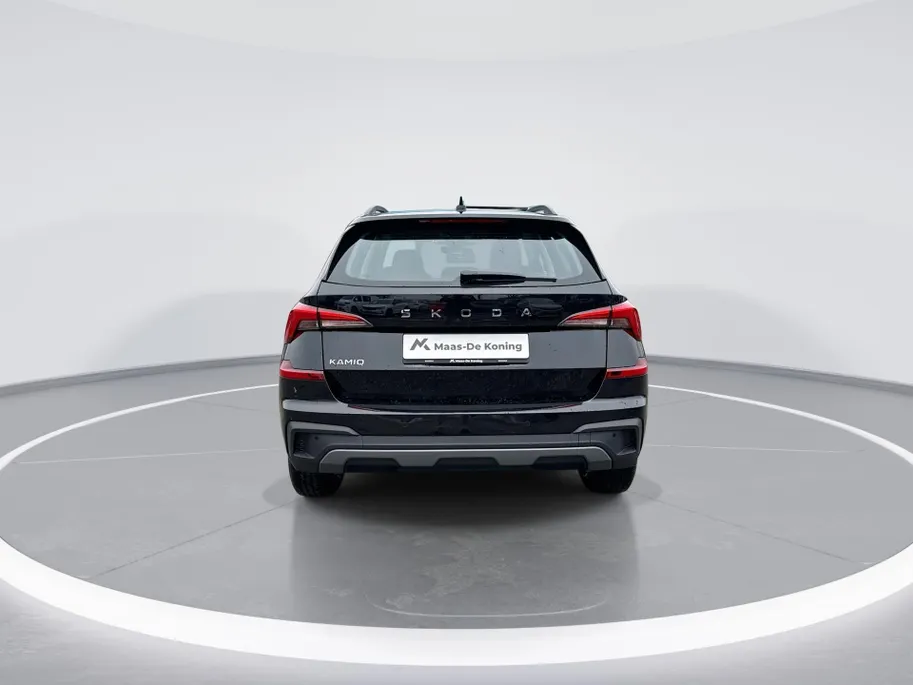 Škoda Kamiq Selection 1.0 TSI 85 kW / 115 PK SUV 6 versn. Hand | Privatelease €389,- | €1000,- INRUILPREMIE | UIT VOORRAAD LEVERBAAR!!