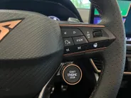 CUPRA Formentor 1.5 TSI e-Hybrid Business | Panoramadak | Stuur verwarming etc! | Trekhaak | Super compleet en helemaal nieuw!