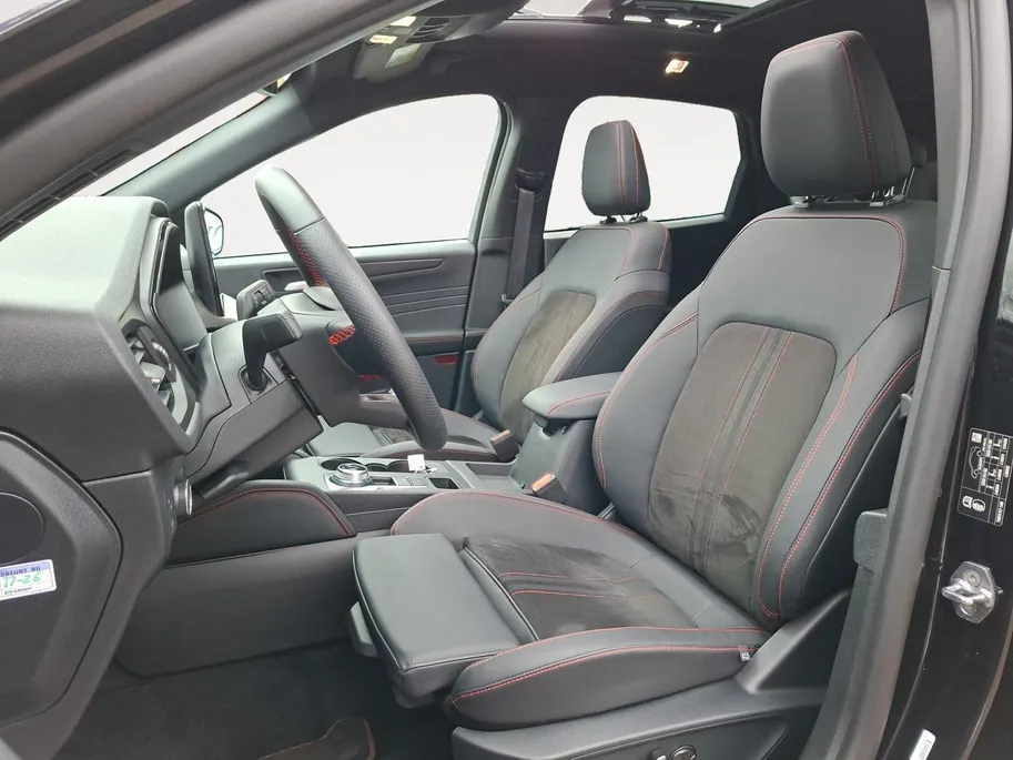 Ford Kuga 2.5 PHEV ST-Line X 243pk automaat | NL auto | Winterpack | Technology pack | Kantel / schuifdak | Trekhaak | 19inch lichtmetalen velgen