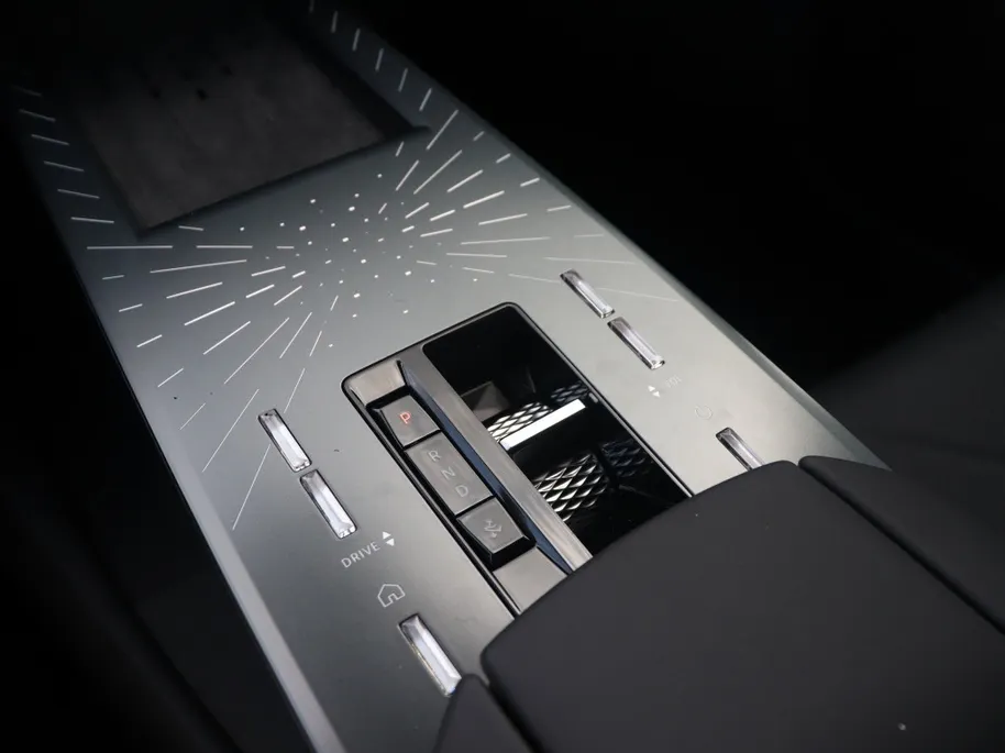 DS DS 7 No E-Tense Etoile 74kWh | Leder| Pano | Boek nu uw proefrit!