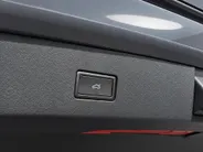 Volkswagen Tayron R-Line Edition 1.5 eHybrid 204 PK 6 versn. DSG · Black Style Pakket · Trekhaak inklapbaar, met elektrische ontgrendeling, incl. aanhangermanoeuvreerhulp Trailer Assist ·