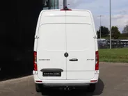 Mercedes-Benz Sprinter 317 L2H2 DC 6 pers. 3.5T TREKHAAK