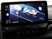 Volkswagen ID.5 GTX 77 kWh 300pk SOH 94,3 % · Panoramadak · Camera · Matrix LED · Keyless · Stuur- & Stoelverwarming · Apple/Android Car Play · Sfeerverlichting ·