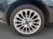 Ford Fiesta 1.0 EcoBoost Titanium | NL auto | Navigatie | Parkeersensor achter | Bluetooth | Cruise control | Verwarmde voorruit |
