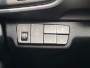 Kia Stonic 1.0 T-GDi DynamicLine 1e Eigenaar | Navi | Airco | Fabrieksgarantie t/m 16-1-2027 + 3x 1 jaar* | NAP