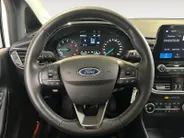 Ford Fiesta 1.0 EcoBoost Hybrid Titanium | Apple Carplay / Android Auto | Stoel + Stuurverwarming | Cruise Control | Parkeersensoren Achter | Lichtsensor | Climate Control | Verwarmbare Voorruit