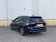 Ford Focus 1.0 EcoBoost Hybrid ST Line 125 pk Wagon GROOT NAVIGATIE-WINTERPAKKET-PRIVACY GLASS