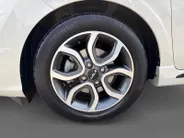 Kia Picanto 1.0 DPi GT-Line | Lederen bekleding | Achteruitrijcamera | Parkeersensoren achter | Navi | Apple/Android Carplay | Climate control | LMV | Cruise control