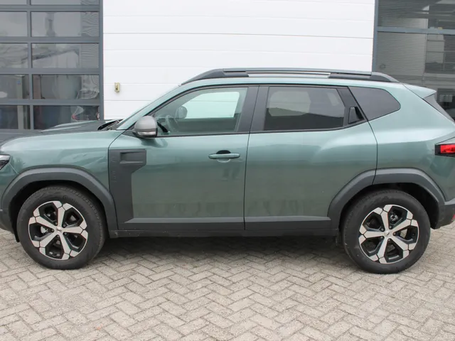 Dacia Duster Hybrid 140 Journey | Winter Pack | Around Viewmonitor | Apple CarPlay & Android Auto | DEMO VRAAG NAAR DE BESCHIKBAARHEID