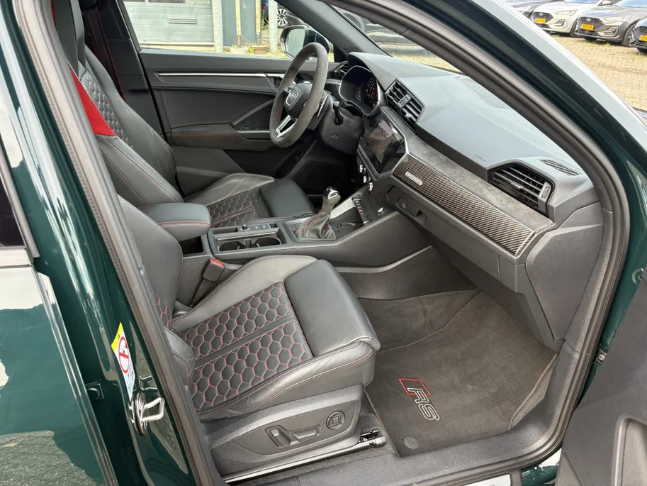 Audi RSQ3 Sportback RSQ3 2.5 TFSI Quattro 400 pk Individual Green Audi Drive Select - Panoramadak - B&O Premium Audio  Elektrisch wegklapbare trekhaak