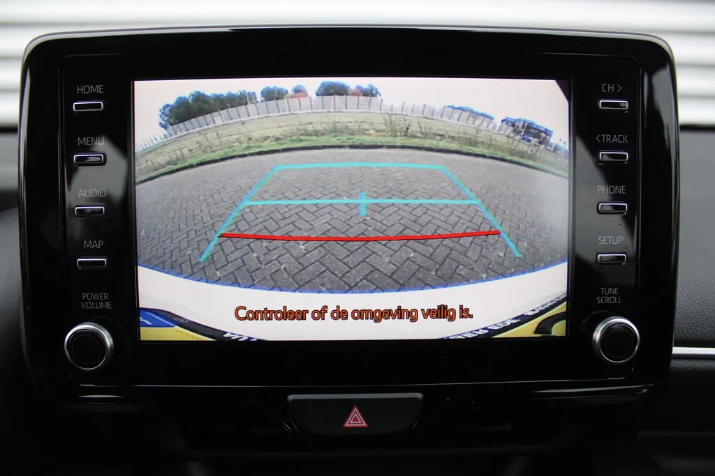 Mazda 2 Hybrid 1.5 Agile | Comfort pakket | Airco | 15' LM | Apple carplay / Android auto |