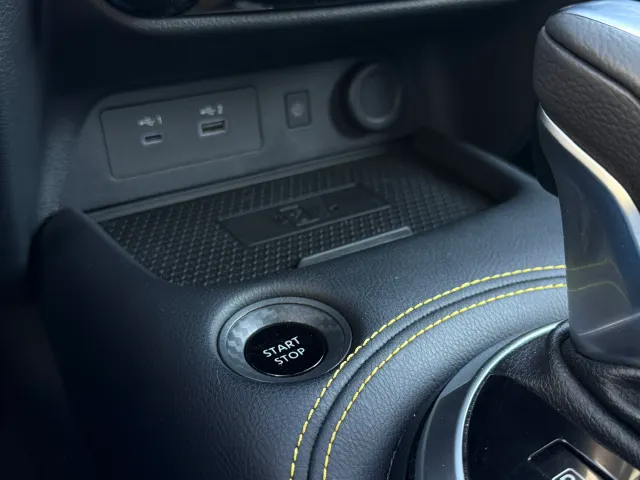 Nissan Juke Hybrid 143pk N-Sport | Navigatie | 360-Camera | App Connect | ACC | Cold Pack | Keyless